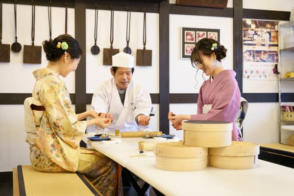 甘春堂嵯峨野店 京都傳統日式點心手作體驗 附抹茶 - 嵐山