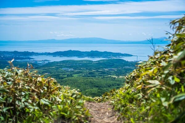 導遊隨行，安心登山！室蘭岳健行