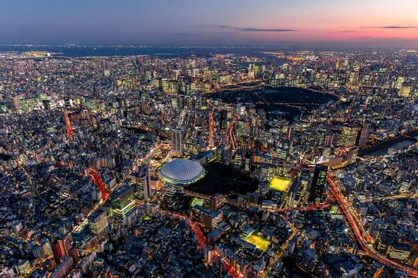 五人座直升機之旅！黃昏＋夜景直升機巡遊 - 東京