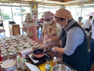 合同會社GRANMA 傳統沖繩家鄉味「媽媽料理製作體驗」 - 沖繩糸滿