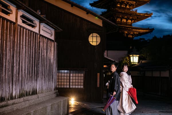 東山夜景搭配和服 婚紗照體驗 - 京都