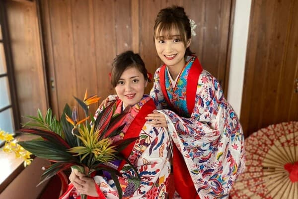 穿著日本傳統和服or沖繩傳統服飾「琉裝」於攝影棚拍攝 - 那霸