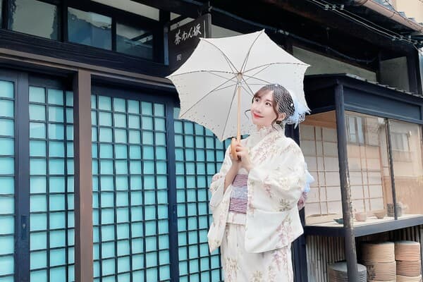 【和服租借清水 茶碗坂店】女性特製和服方案（蕾絲和服套組）- 京都