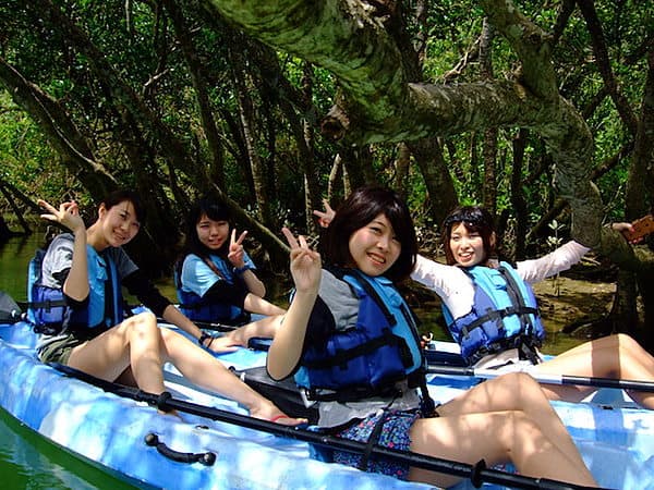 比謝川紅樹林皮划艇遊覽之旅 - 沖繩