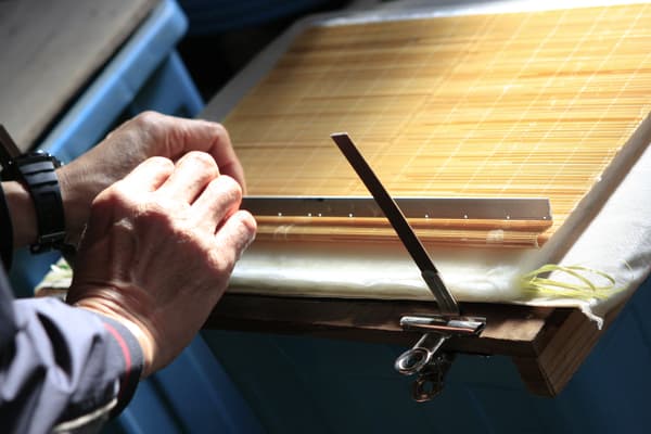 八女手抄和紙資料館 製作八女手抄和紙與漆筷子 - 福岡八女